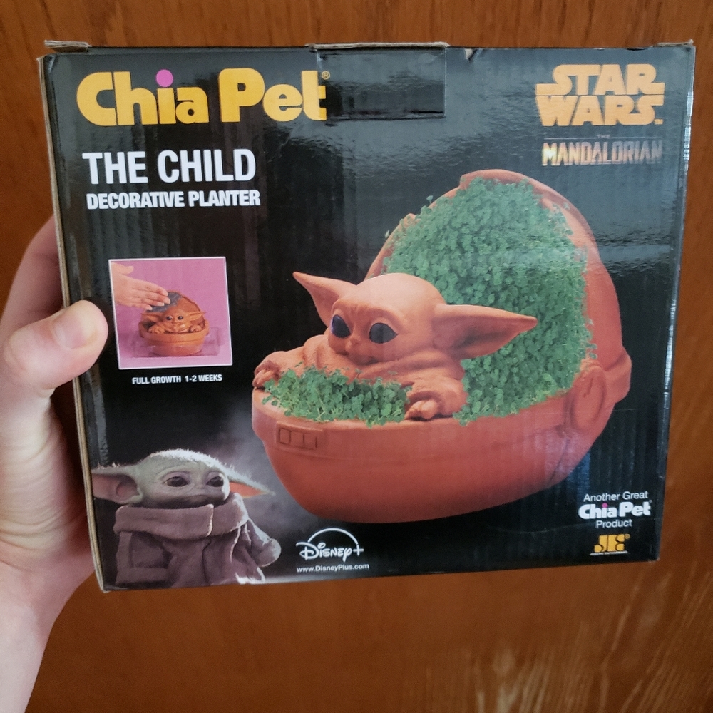 Baby Yoda Chia Pet